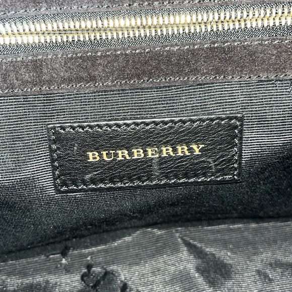 NWT Burberry Medium Mildenhall - Picture 8 of 17